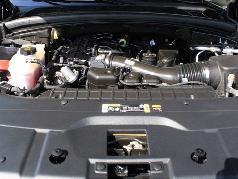 Certified 2023 Jeep Grand Cherokee Limited AWD/4WD image 40
