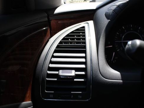 Used 2016 INFINITI QX80 Limited AWD/4WD image 10