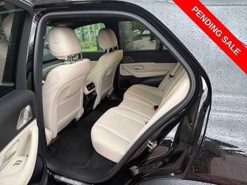 Used 2025 Mercedes-Benz GLE 350 4MATIC image 4