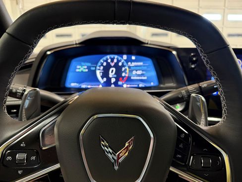 Used 2023 Chevrolet Corvette Z06 w/ Stealth Interior Trim Package RWD image 17