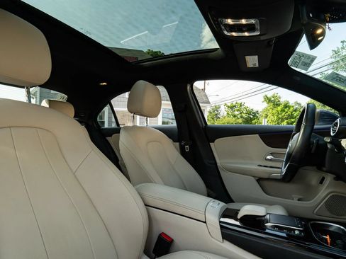 Used 2022 Mercedes-Benz A 220 4MATIC w/ Premium Package Lite image 9