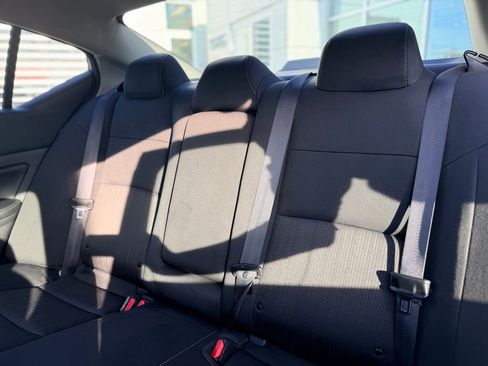 Used 2024 Nissan Altima 2.5 SV image 15