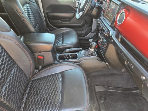 Used 2020 Jeep Wrangler Unlimited Rubicon AWD/4WD image 14