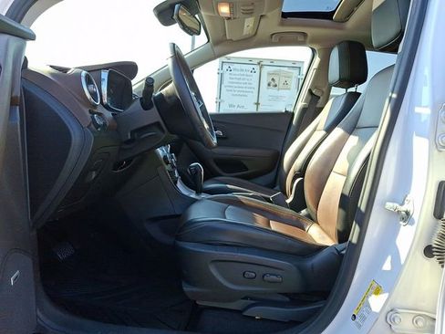 Used 2016 Chevrolet Trax LTZ w/ LPO, Protection Package AWD/4WD image 15