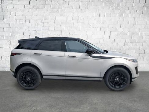 Used 2025 Land Rover Range Rover Evoque S image 4