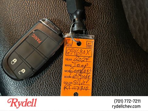 Used 2024 Jeep Compass Latitude image 21