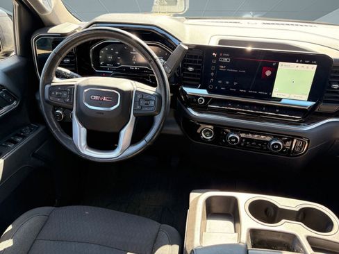 Used 2022 GMC Sierra 1500 Elevation w/ LPO, Elevation Black Package image 22