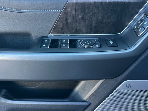 New 2026 Ford F250 Lariat w/ FX4 Off-Road Package image 11