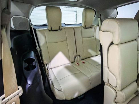 Used 2019 INFINITI QX60 Luxe w/ Essential Package image 23