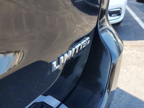 Used 2020 Jeep Grand Cherokee Limited w/ Premium Lighting Group AWD/4WD image 31