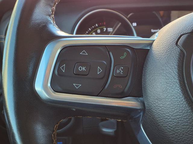 Used 2022 Jeep Wrangler Unlimited Sahara AWD/4WD image 11