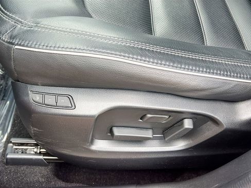 Used 2025 MAZDA CX-5 AWD 2.5 S w/ Preferred Package image 21