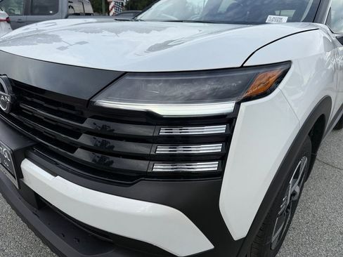 New 2026 Nissan Kicks SV image 33