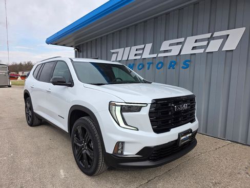 Used 2026 GMC Acadia Elevation w/ Black Edition AWD/4WD image 4