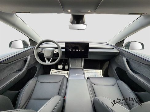 Used 2026 Tesla Model Y Performance AWD/4WD image 28
