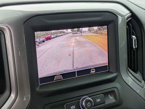 Used 2023 Chevrolet Silverado 1500 Custom image 22