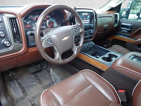 Used 2016 Chevrolet Silverado 3500 High Country w/ Duramax Plus Package AWD/4WD image 9