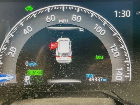 Certified 2025 Toyota RAV4 XLE AWD/4WD image 11