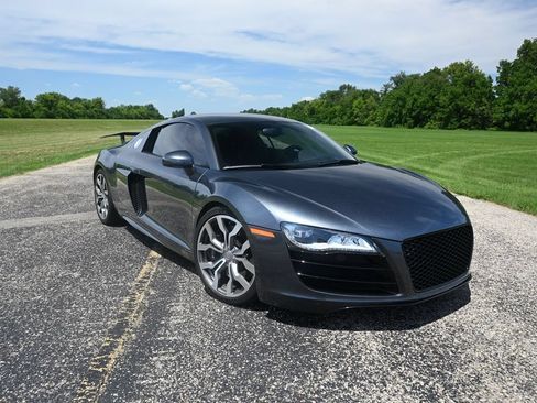 Used 2011 Audi R8 V10 AWD/4WD image 8