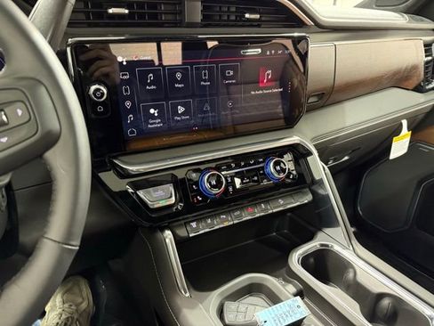 New 2026 GMC Sierra 2500 Denali Ultimate image 18