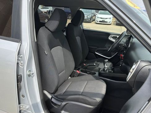 Used 2021 Kia Soul LX FWD image 22