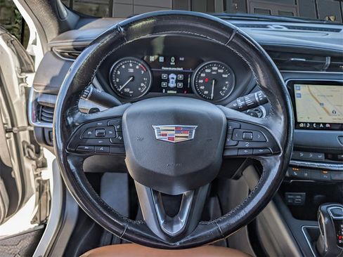 Used 2019 Cadillac XT4 Premium Luxury image 21