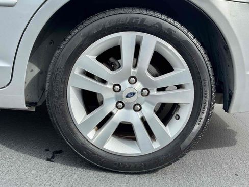 Used 2009 Ford Fusion SEL FWD image 15