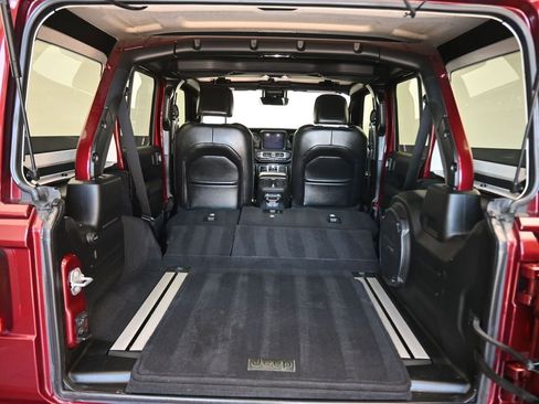 Used 2021 Jeep Wrangler Unlimited Sahara image 47