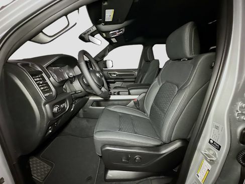 New 2026 RAM 1500 4x4 Crew Cab image 14