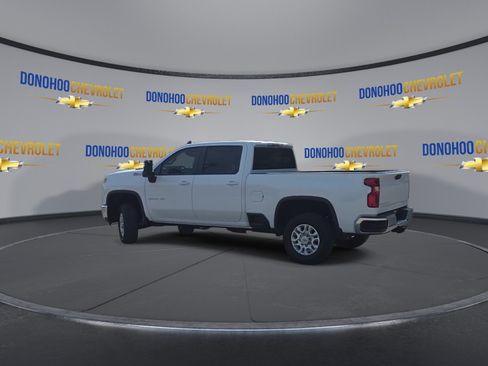 Used 2025 Chevrolet Silverado 2500 LT AWD/4WD image 9