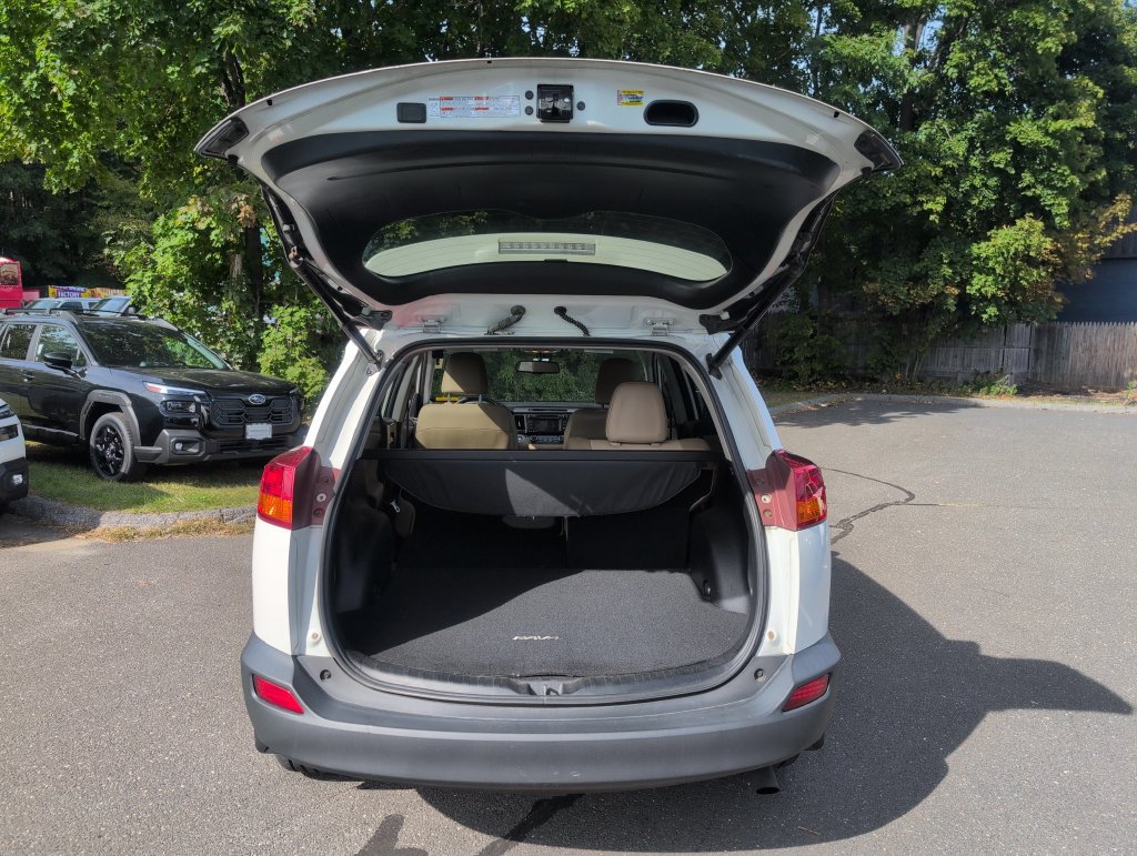 Used 2014 Toyota RAV4 Limited AWD/4WD image 33