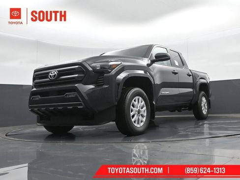New 2026 Toyota Tacoma SR5 AWD/4WD image 38