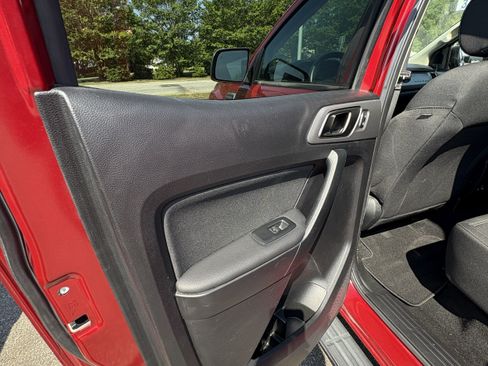Used 2020 Ford Ranger XLT w/ Equipment Group 301A Mid RWD image 10