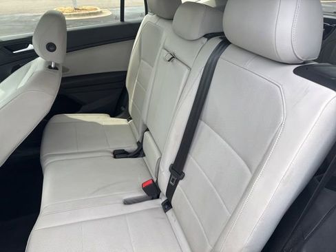 Used 2019 Volkswagen Tiguan SEL FWD image 21