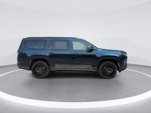 New 2026 Jeep Grand Wagoneer Limited AWD/4WD image 9