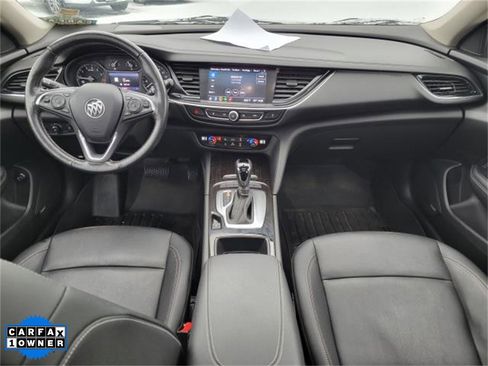 Used 2019 Buick Regal Essence w/ Sights and Sounds Package image 11