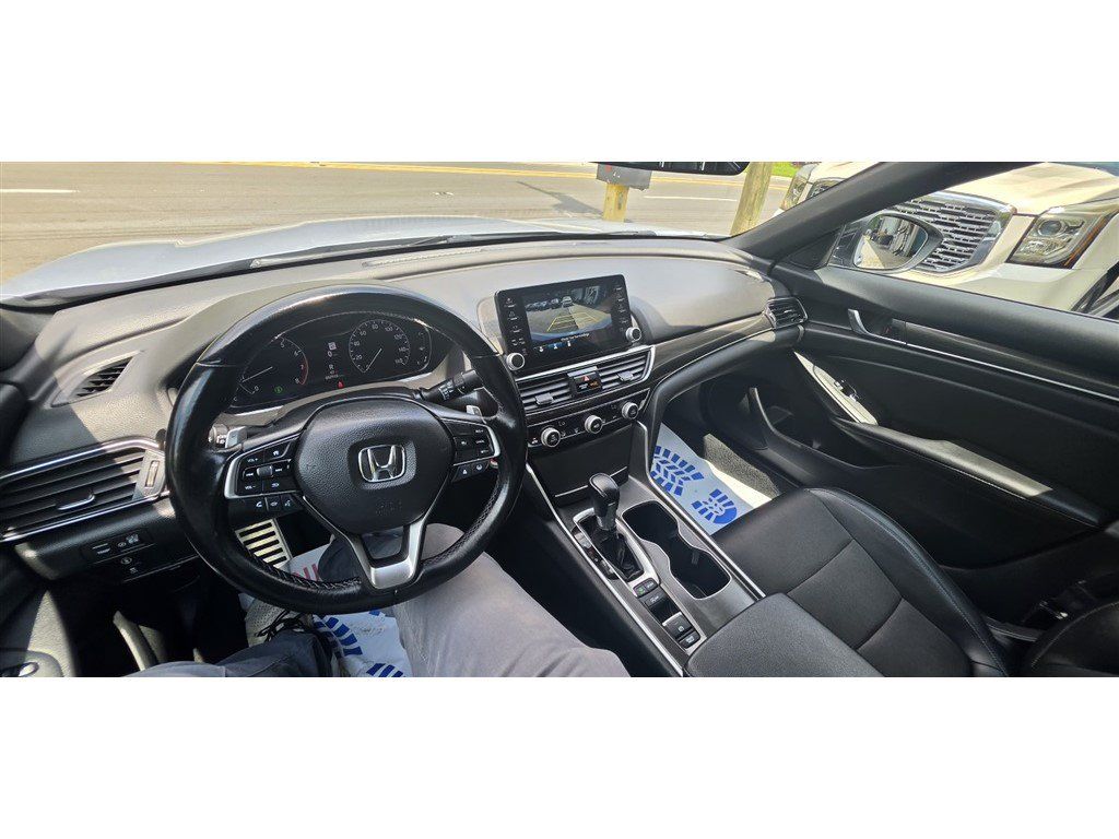 Used 2022 Honda Accord Sport image 13