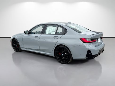New 2026 BMW 330i Sedan RWD image 5