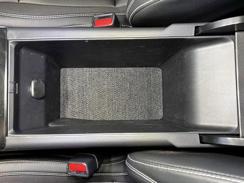 Certified 2025 Toyota Camry SE image 39