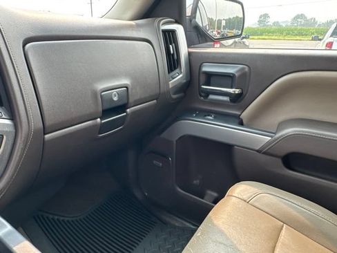 Used 2015 Chevrolet Silverado 1500 LTZ Z71 w/ LTZ Plus Package AWD/4WD image 37