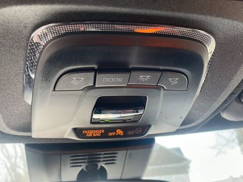 Used 2024 Toyota Corolla SE image 18