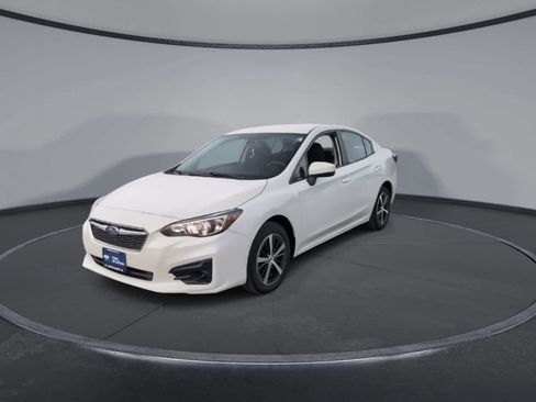 Used 2019 Subaru Impreza 2.0i Premium image 3
