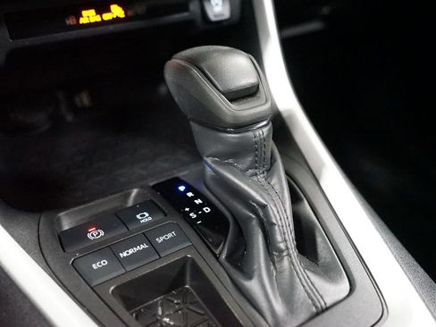 Certified 2024 Toyota RAV4 XLE image 21