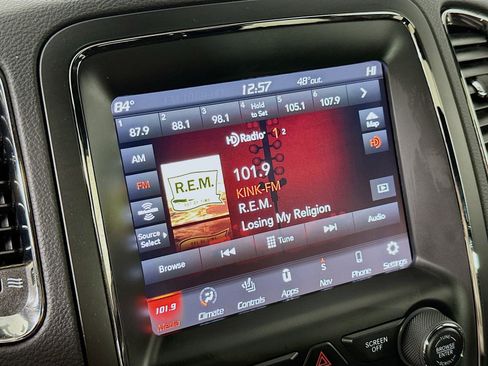 Used 2018 Dodge Durango R/T w/ Technology Group AWD/4WD image 19
