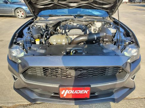 Used 2019 Ford Mustang Coupe w/ Equipment Group 101A image 18