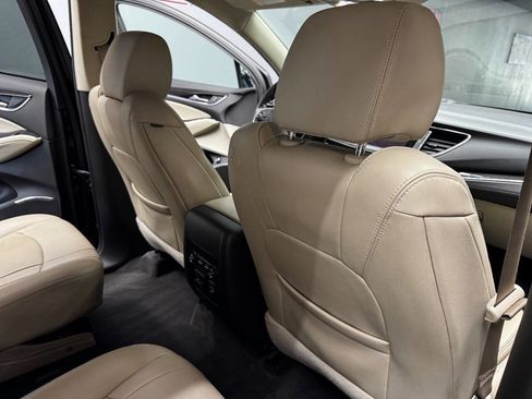 Used 2019 Buick Enclave Essence image 49