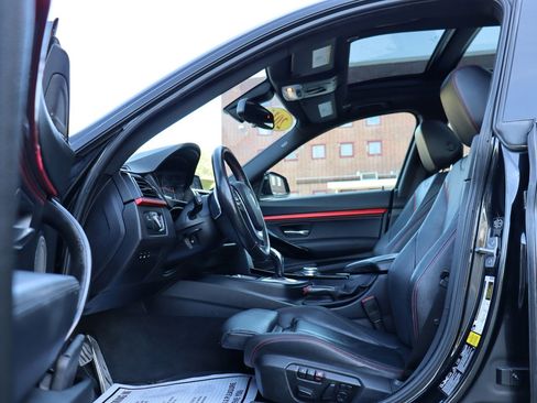 Used 2015 BMW 335i Gran Turismo xDrive image 11