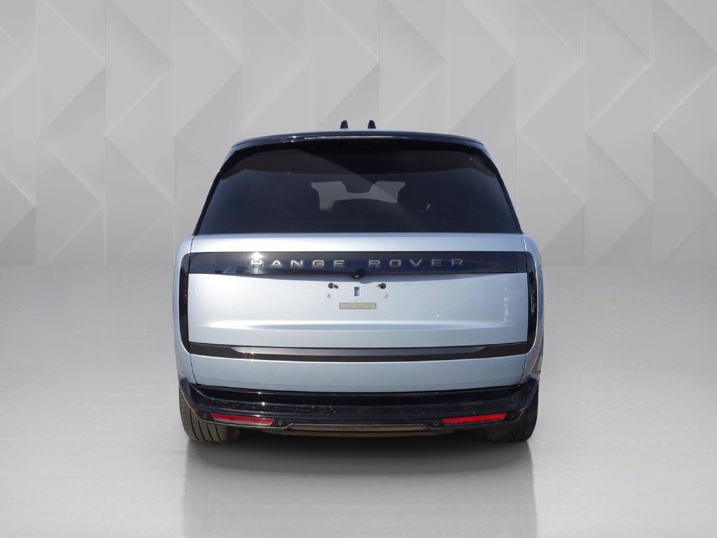 Used 2024 Land Rover Range Rover SE AWD/4WD image 4