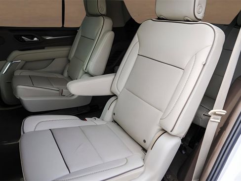 Used 2021 GMC Yukon Denali image 26