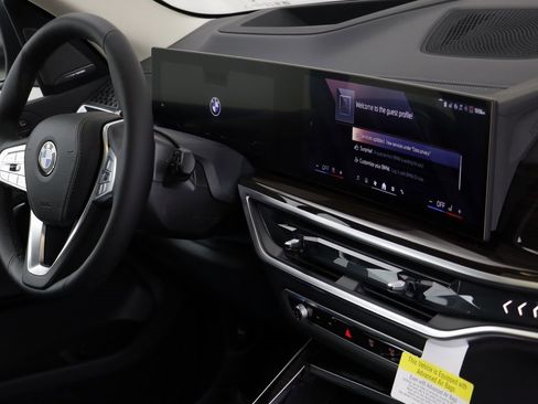 New 2026 BMW X7 xDrive40i w/ Executive Package image 23